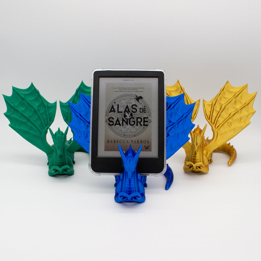 Dragón sujeta libros