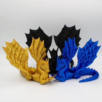 Dragón sujeta libros